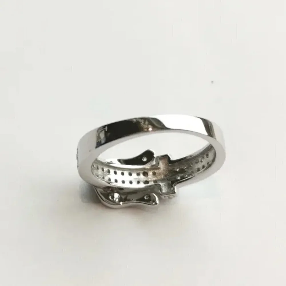 New Sterling silver cz buckle ring size 6